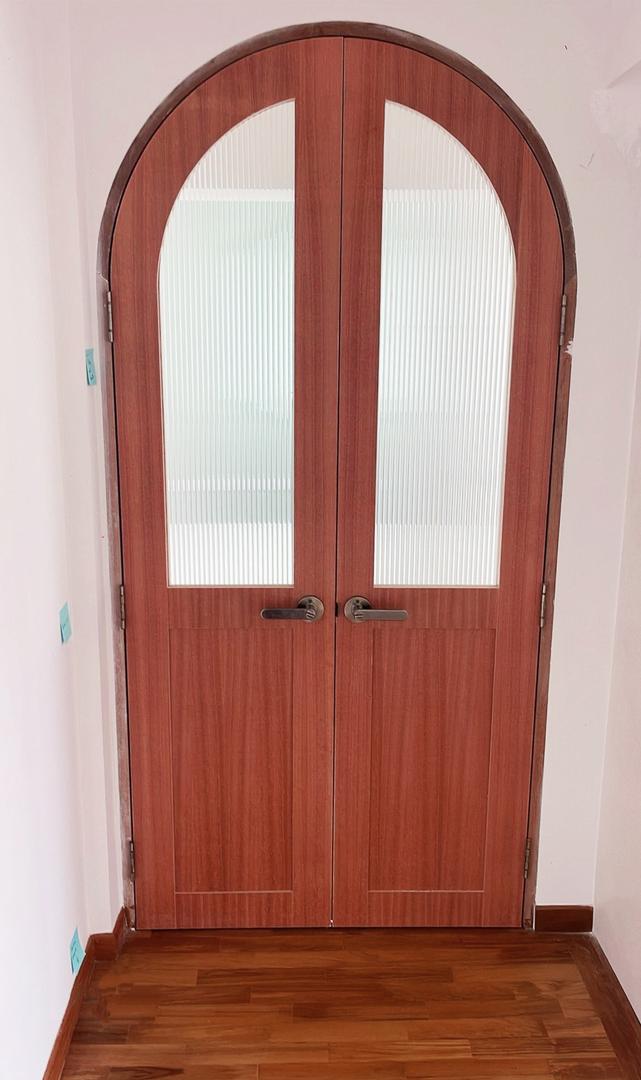 Nyatoh Ply French Design Arch Door